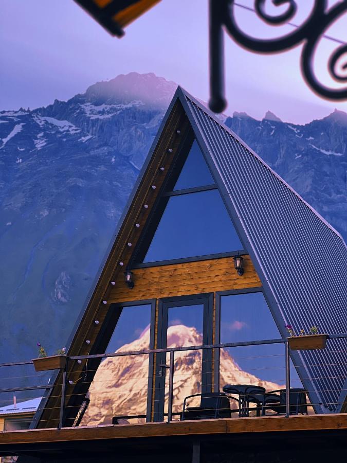 Pyramid Kazbegi Ξενοδοχείο Εξωτερικό φωτογραφία