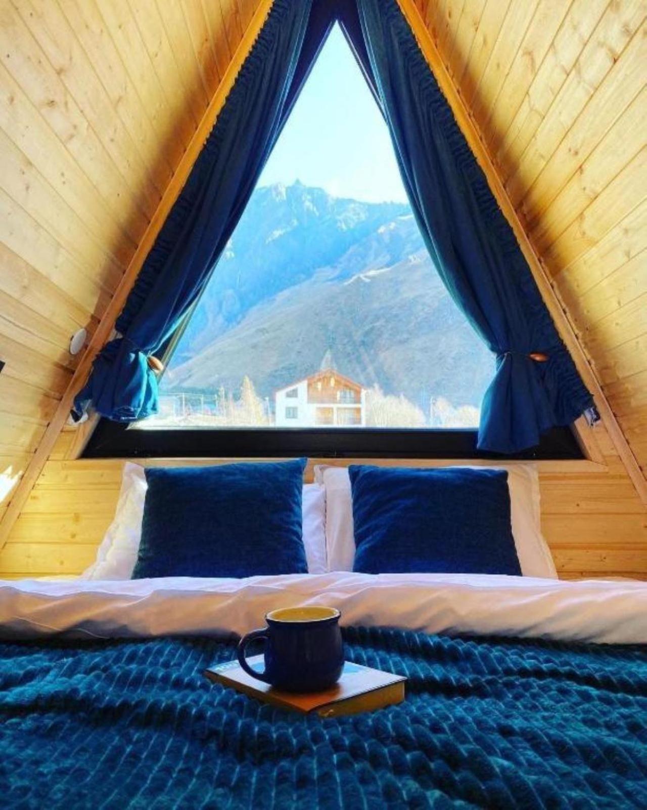 Pyramid Kazbegi Ξενοδοχείο Εξωτερικό φωτογραφία